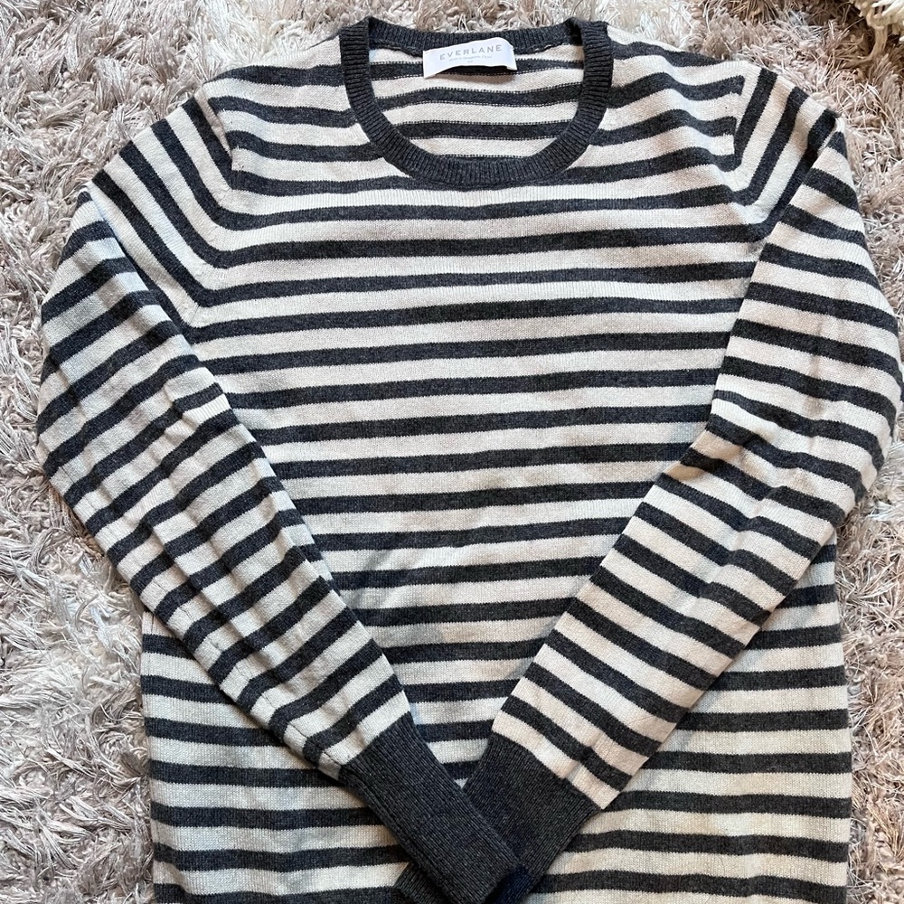 Everlane Cashmere Sweater Grey and Cream Stripes